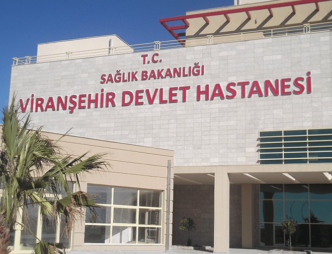 VİRANŞEHİR’DE OKUL PANSİYONUNDA KAHVALTI SONRASI PANİK! 30 ÖĞRENCİ HASTANELİK OLDU