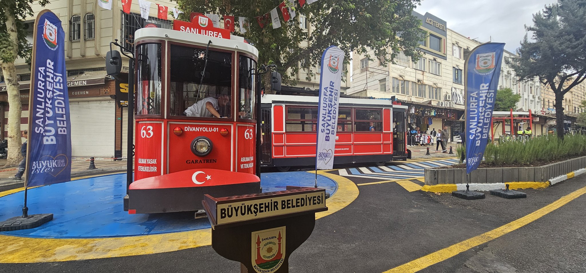 ŞANLIURFA’DA TARİHİ GÜN: NOSTALJİK TRAMVAY SEFERLERİ BAŞLADI