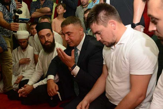 ŞEHİT BEBEĞİN ASTSUBAY BABASINI DARBEDEN BABA-OĞUL SİLAHLI SALDIRIYA UĞRADI