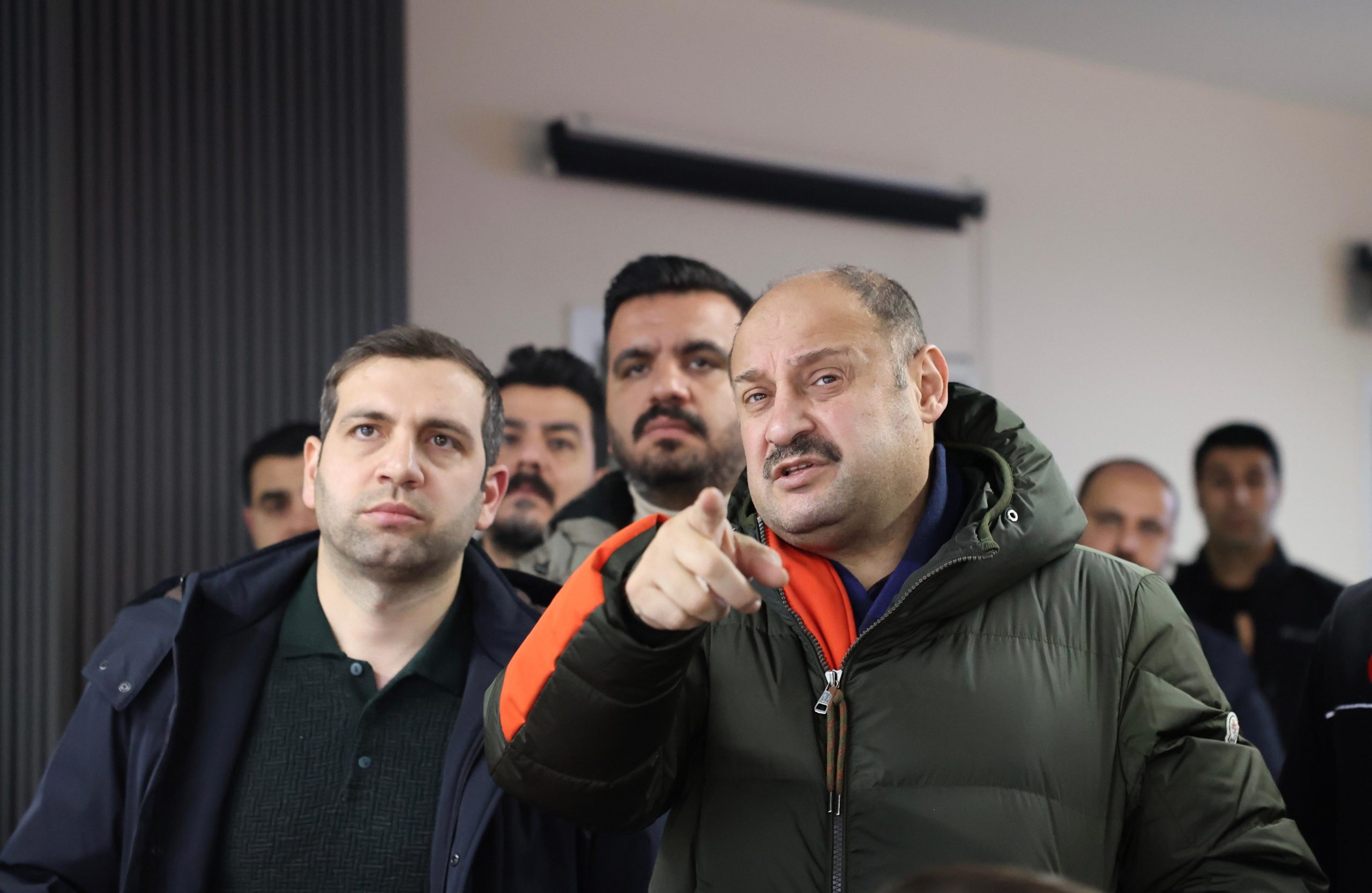 BAŞKAN GÜLPINAR’DAN NET UYARI “ZORUNLU DEĞİLSE YOLA ÇIKMAYIN”