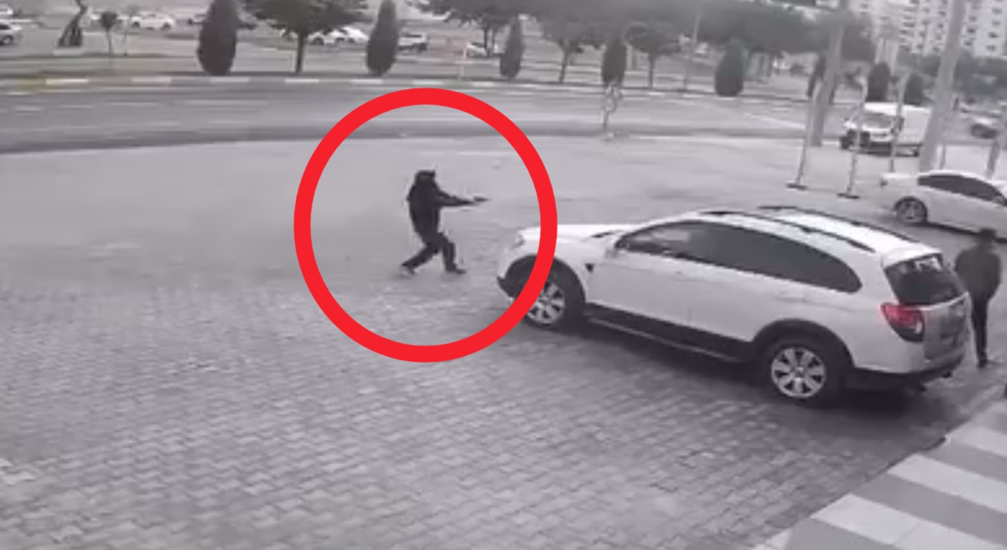 ŞANLIURFA’DA SİLAHLI SALDIRI ANI KAMERADA: İŞTE O ANLAR