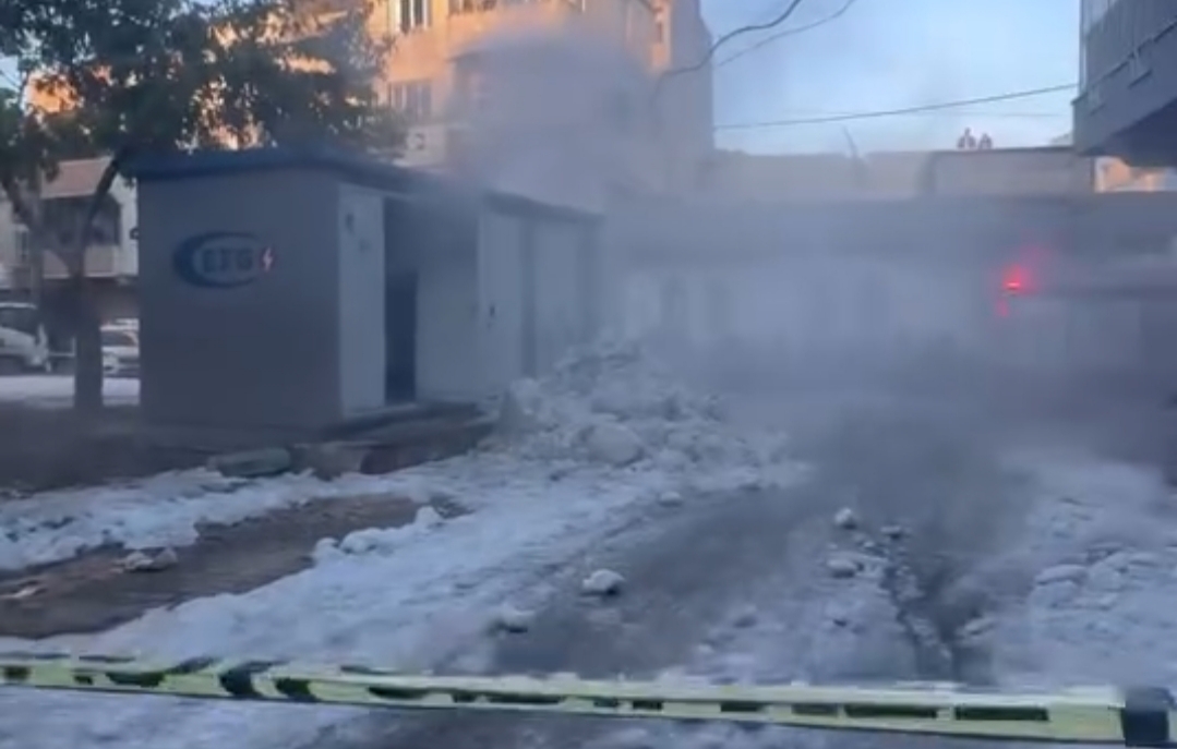 EYYÜBİYE’DE ELEKTRİK PANOLARINDA PATLAMA: MAHALLE KARANLIĞA GÖMÜLDÜ