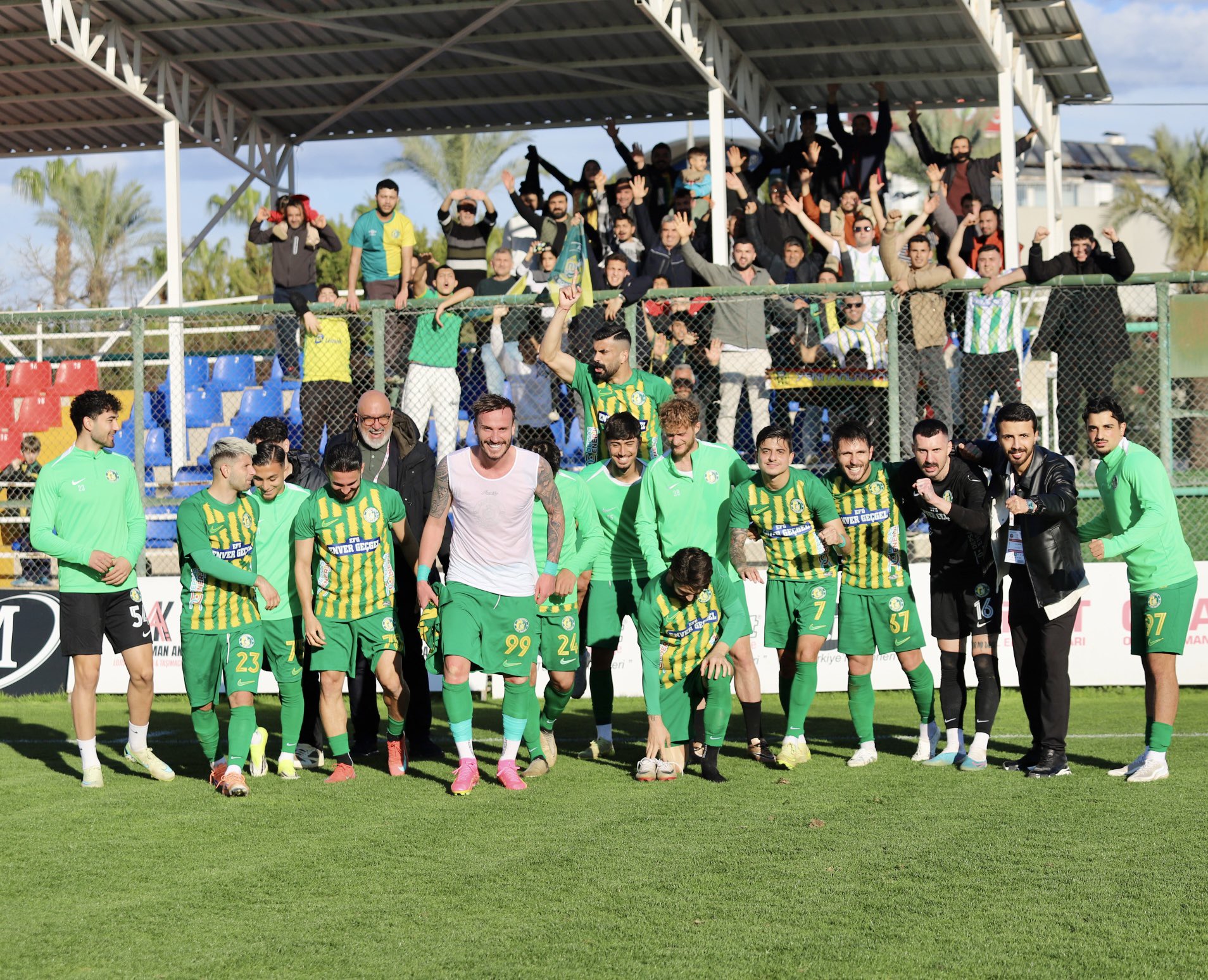 ŞANLIURFASPOR 10 KİŞİYLE ZAFERE KOŞTU! KEPEZSPOR’U 3-2 MAĞLUP ETTİ