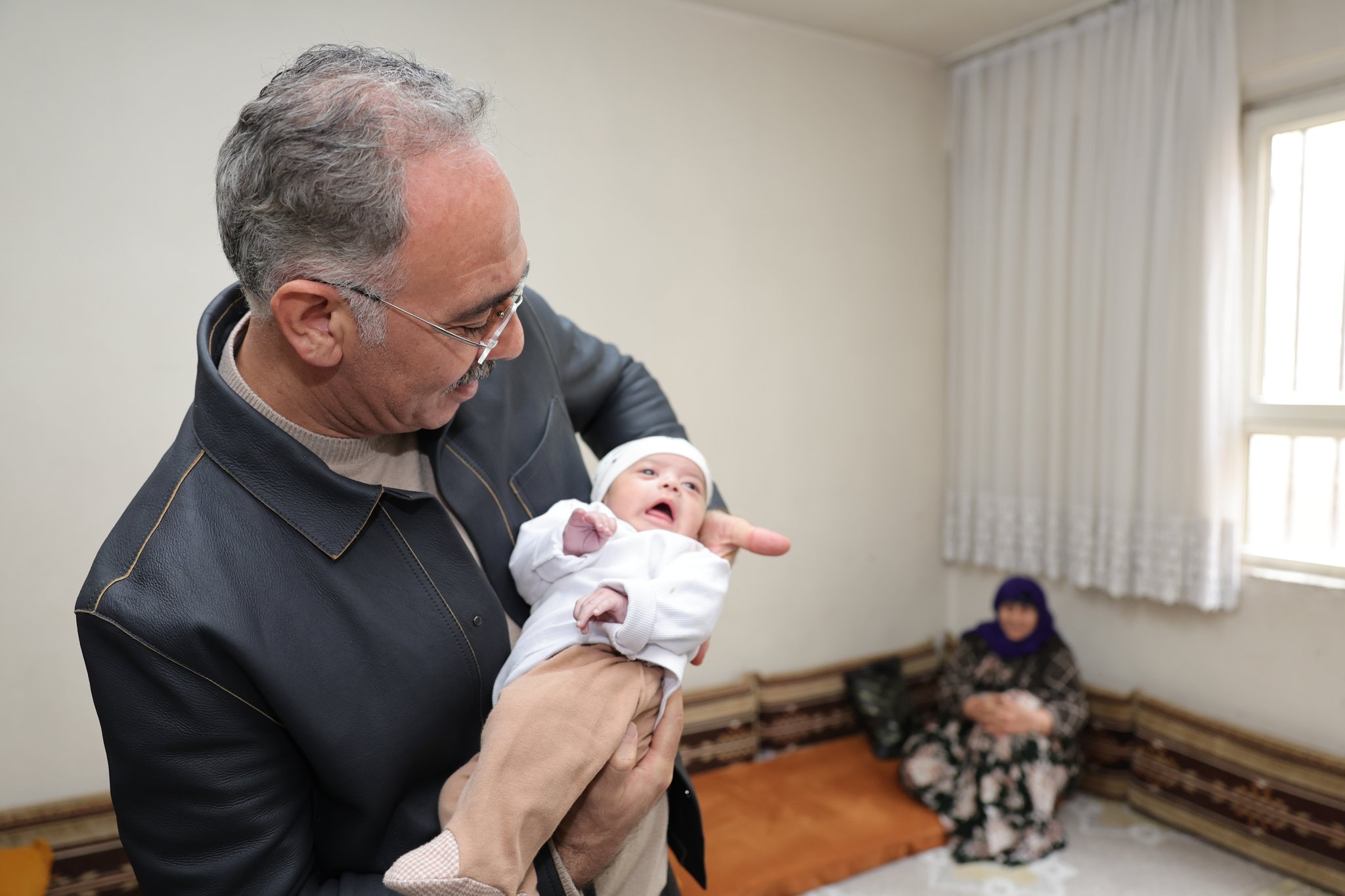 BAŞKAN KUŞ: “YETİMLER BİZLERE EMANETTİR”