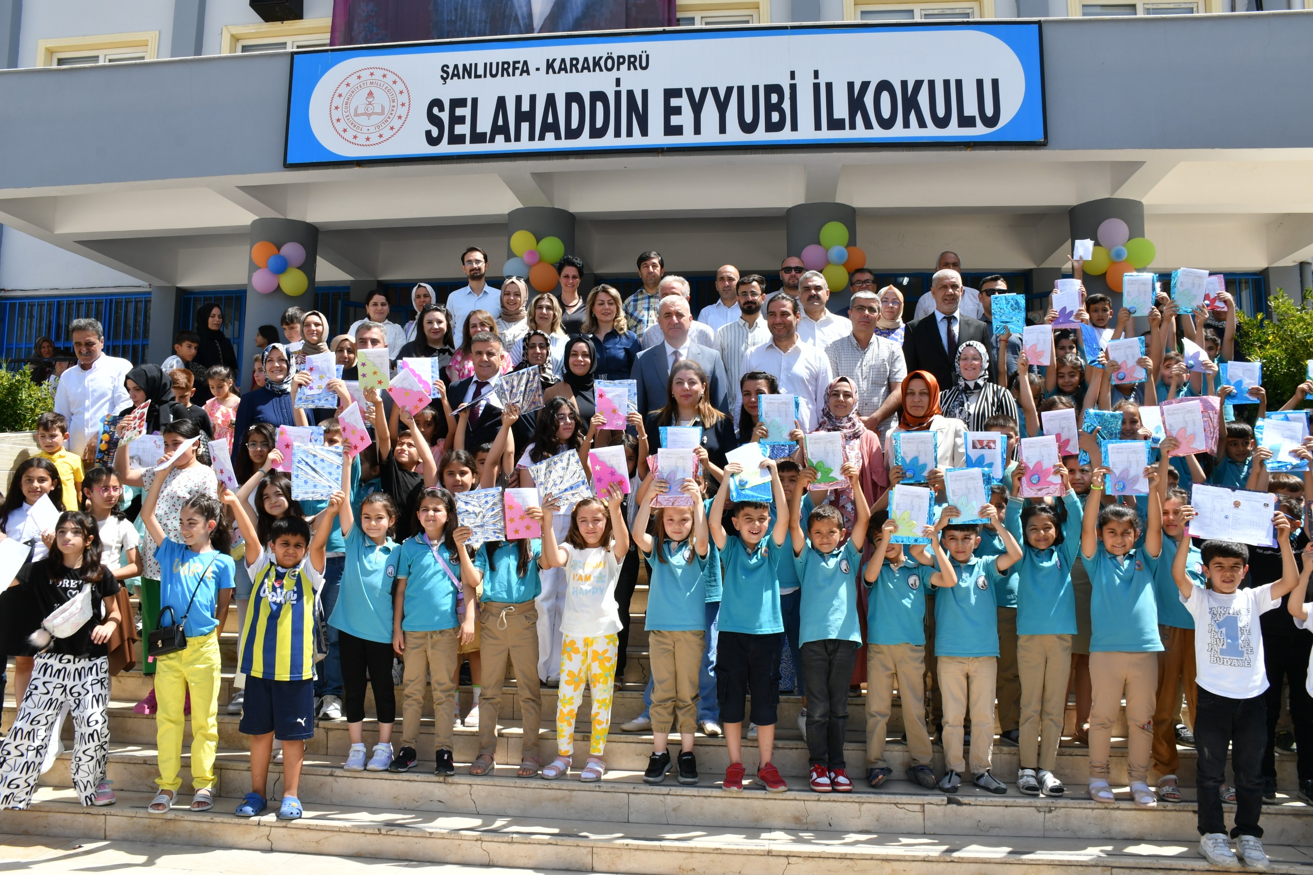 ŞANLIURFA’DA 25 BİNİ AŞKIN ÖĞRENCİ YENİDEN OKULA KAZANDIRILDI