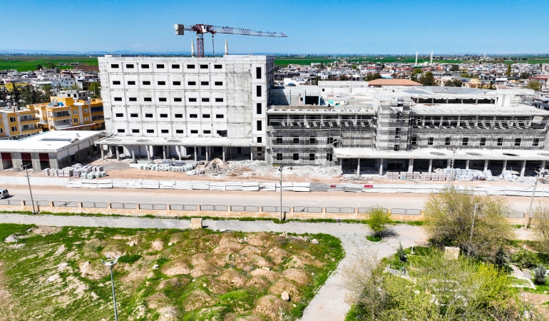 BAŞKAN ÖZYAVUZ PAYLAŞTI: HARRAN DEVLET HASTANESİNDE ÇALIŞMALAR SON HIZ DEVAM EDİYOR