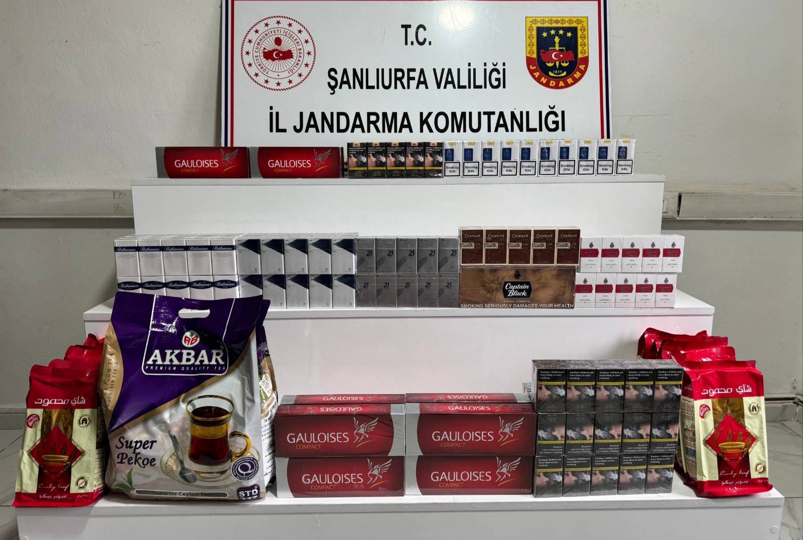 ŞANLIURFA’DA KAÇAK TÜTÜN VE ÇAY OPERASYONU: 25 ŞÜPHELİ HAKKINDA İŞLEM