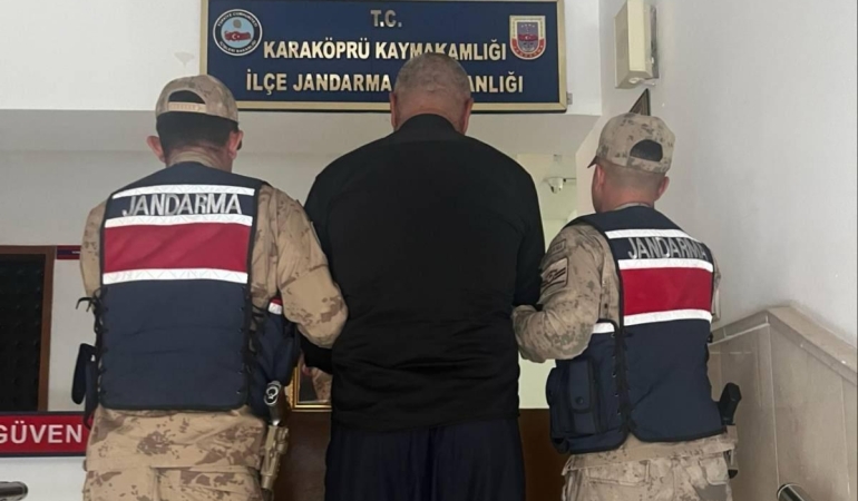 ŞANLIURFA’DA 10 YIL HAPİS CEZASI BULUNAN FİRARİ YAKALANDI