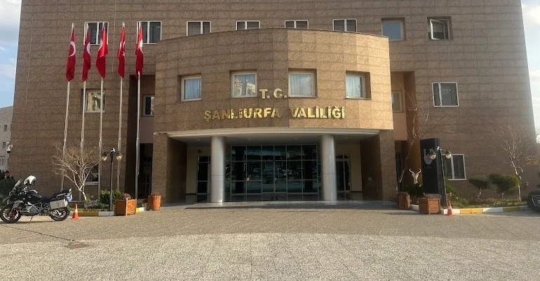 VALİ ŞILDAK’TAN DEPREM AÇIKLAMASI: “ŞANLIURFA’DA OLUMSUZLUK YOK”