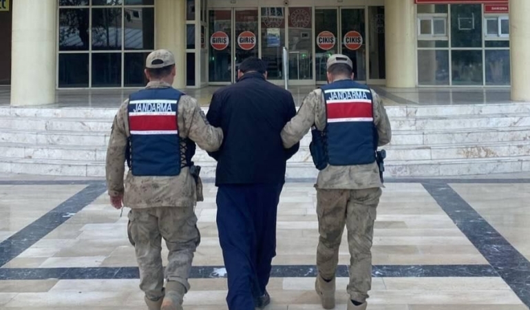 AKÇAKALE’DE HAPİS CEZASIYLA ARANAN ŞAHIS YAKALANDI