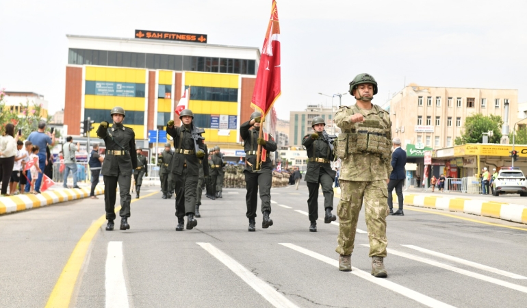 ŞANLIURFA’DA 30 AĞUSTOS COŞKUSU