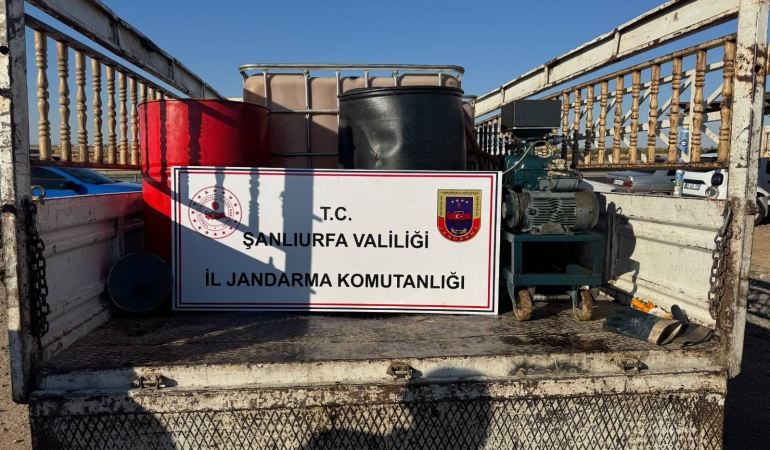 ŞANLIURFA’DA KAÇAK AKARYAKIT OPERASYONU! 650 LİTRE ELE GEÇİRİLDİ