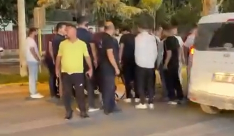KARAKÖPRÜ’DE KORKUTAN KAZA! YAŞLI ADAMA ÇARPAN SÜRÜCÜ KAÇTI