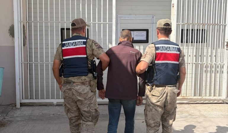 ŞANLIURFA’DA 26 YIL HAPİS CEZASIYLA ARANAN ŞAHIS YAKALANDI!