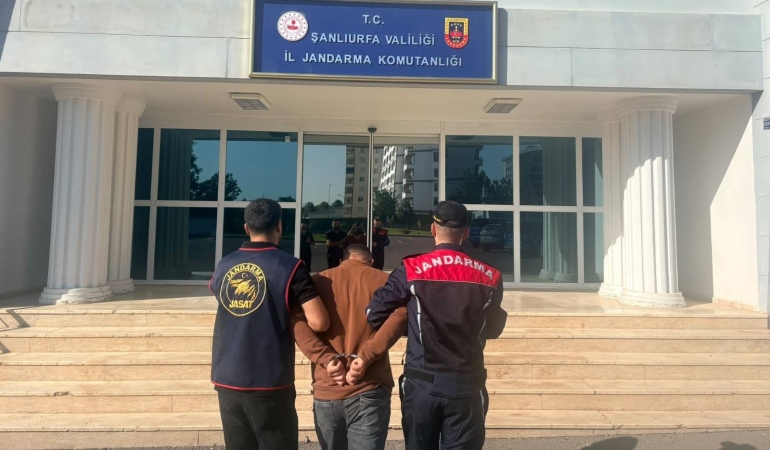 ŞANLIURFA’DA 22 YIL HAPİS CEZASIYLA ARANAN ŞAHIS YAKALANDI