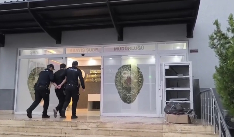 ŞANLIURFA’DA YAKALANAN ŞÜPHELİNİN CEZASI DUDAK UÇUKLATTI! 41 YIL HAPİS CEZASI VARMIŞ