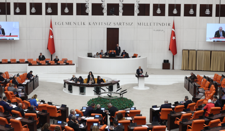 YATIRIM FONLARINDA ARA ÖDEME DÜZENLEMESİ KOMİSYONDAN GEÇTİ